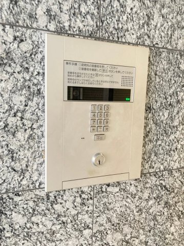 アドバンス難波レーヴのセキュリティ