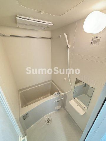 LUXE難波EASTの浴室