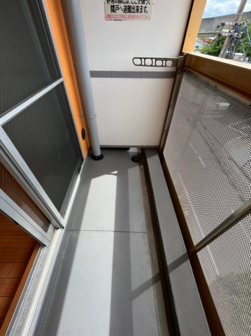 NANIWA一番館のバルコニー