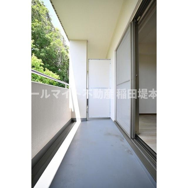 川崎市麻生区高石３丁目の賃貸マンションのバルコニー