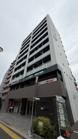 パグーロ西新南の外観