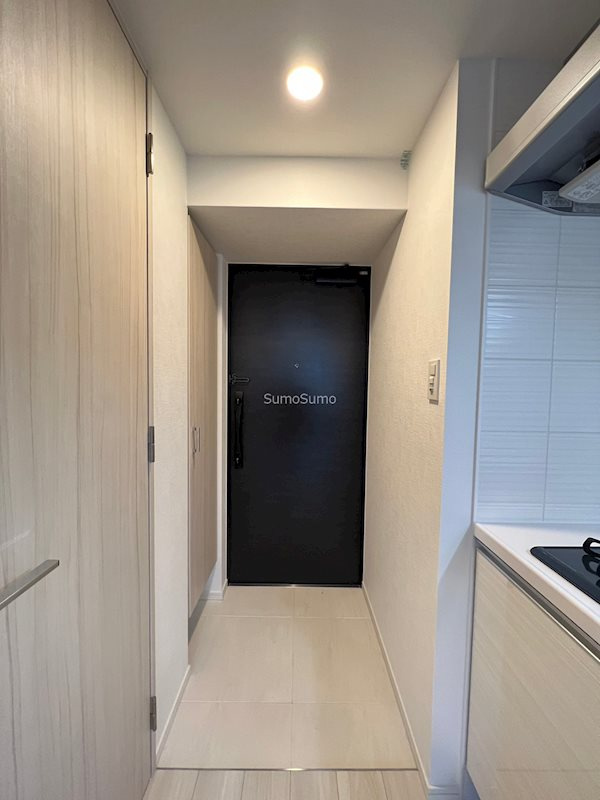 S-RESIDENCE難波大国町Unoの玄関