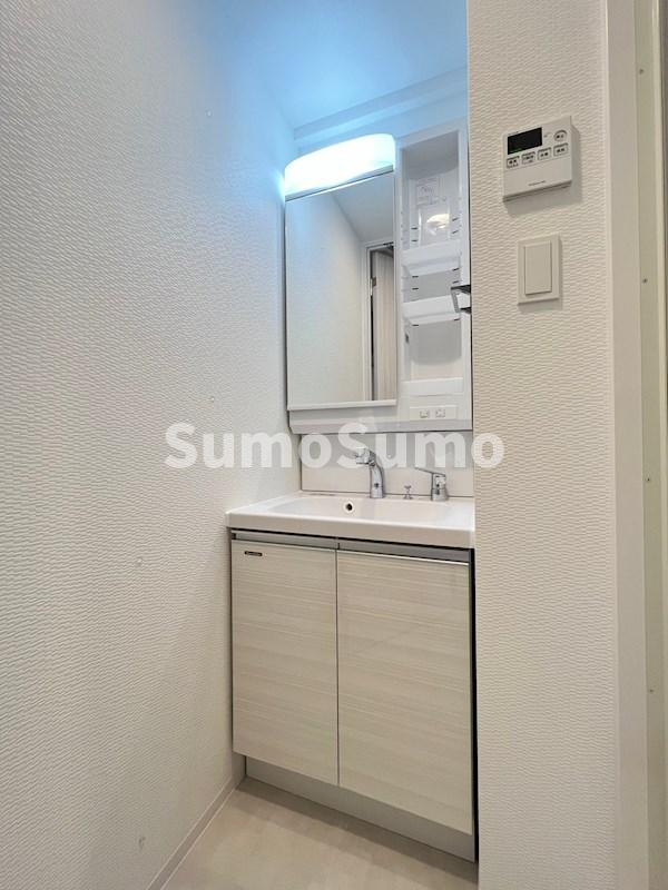 S-RESIDENCE難波大国町Unoの洗面所