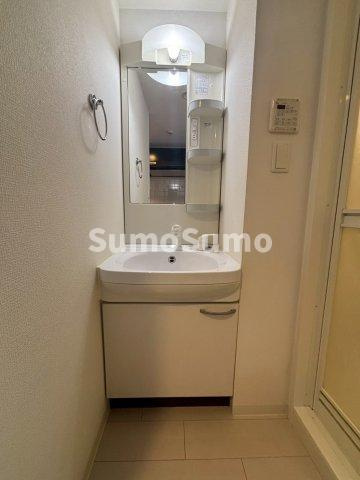 ララプレイスOSAKA WEST PRIMEの洗面所