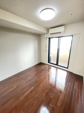 レジュールアッシュ神戸元町の居間・リビング