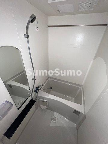アドバンス大阪セレーノの浴室