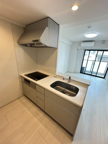 esteOeste難波元町のキッチン