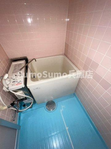 石上マンションの浴室|きれいなお風呂です