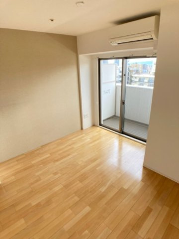 セレニテ上町台の居間・リビング