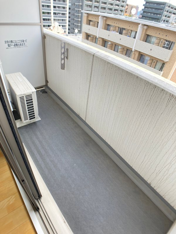 セレニテ上町台のバルコニー