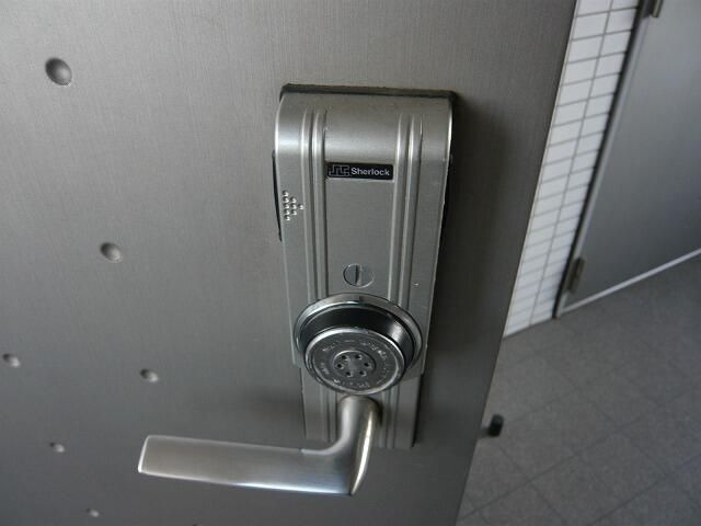ステージグランデ文京白山の玄関