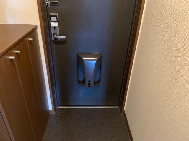 グランドールＡの玄関|玄関