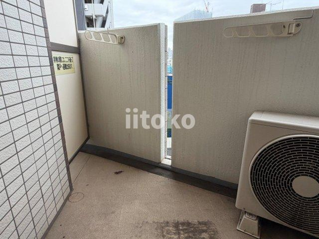 エルニシア三ノ輪のバルコニー