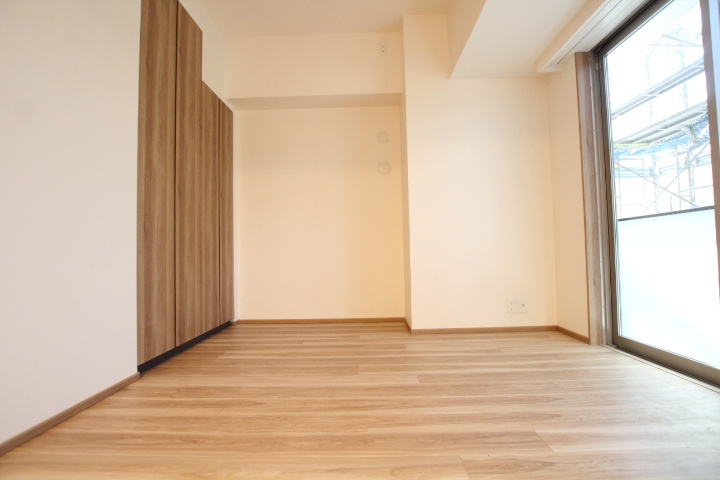 【寝室】