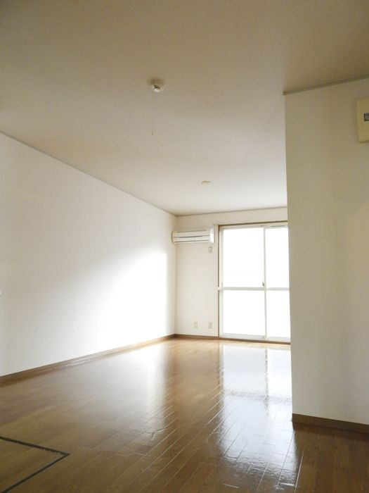 ＨＯＵＳＥ Ｔ＆Ｔの居間・リビング