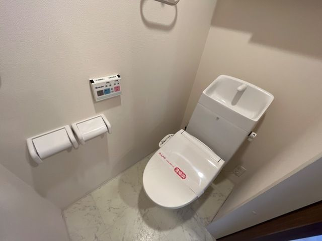 ヴァンベールのトイレ|シャワー付きトイレ