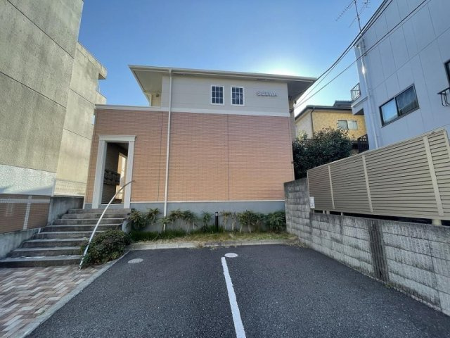 コンフォール(さいたま市北区)のエントランス