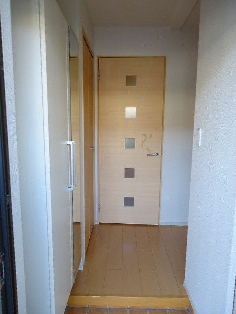 クインテット　ハーモニーの玄関
