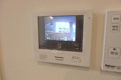 【内装】 | プリムローズ　深井 | カメラ付インターホン（イメージ）