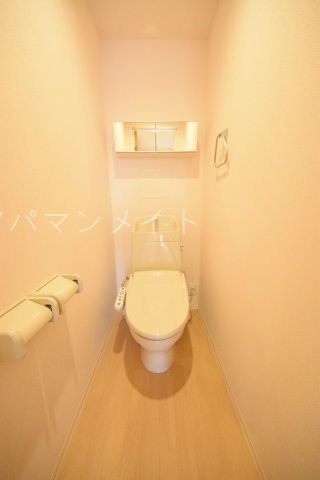 【トイレ】 | クレシアＫ | 清潔感のあるトイレです