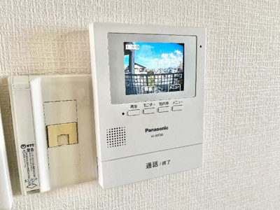 【内装】 | グリーンベルノモリ | カメラ付インターホン