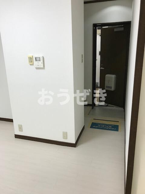 エポック元町汐汲坂の玄関