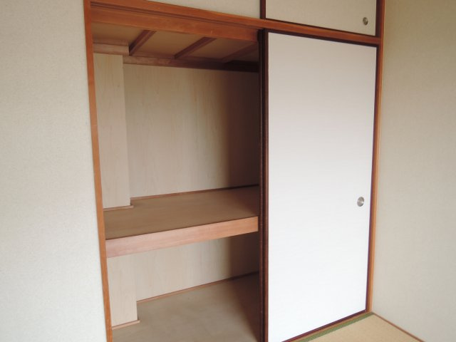 プランドール千里丘の収納