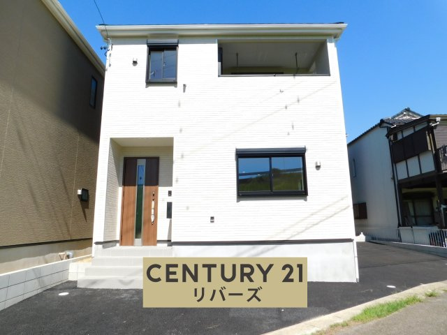 名古屋市北区東味鋺３丁目の新築一戸建の外観|☆１号棟☆　　新価格！！いつでも見学できます♪（お問合せ当日、平日、水曜、夜間でもＯＫ）　南向き！　防犯カメラ・ＥⅤ車充電設備搭載！　駐車並列２台可！　洋風和室付き♪　ワイドインナーバルコニー！