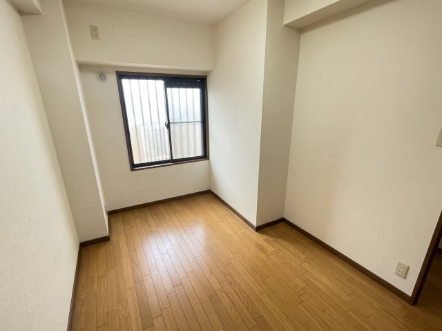 アーサー京町パークシティの洋室