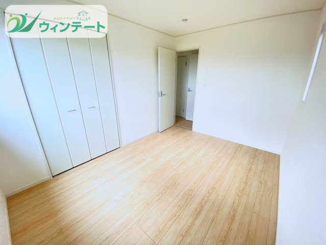 下妻市二本紀第2　の洋室|2階の各洋室は明るく通風も良好。寝室・子ども部屋・書斎など、ライフスタイルに合わせて多目的に使えます。