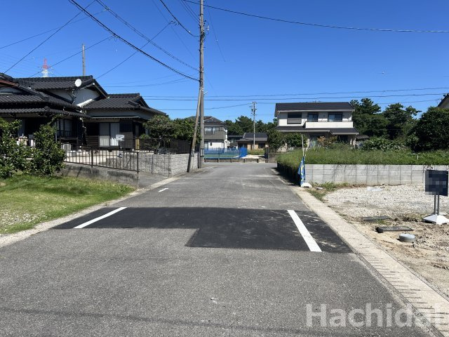碧南市宮町第6　新築戸建＜2号棟＞の前面道路含む現地写真