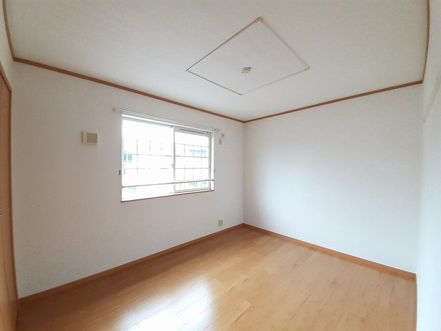 【内装】 | クレストール葛原 | 明るい室内です