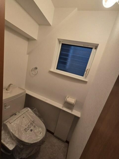 赤羽戸建のトイレ