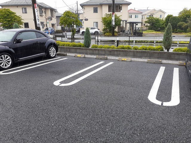 アトランティスの駐車場