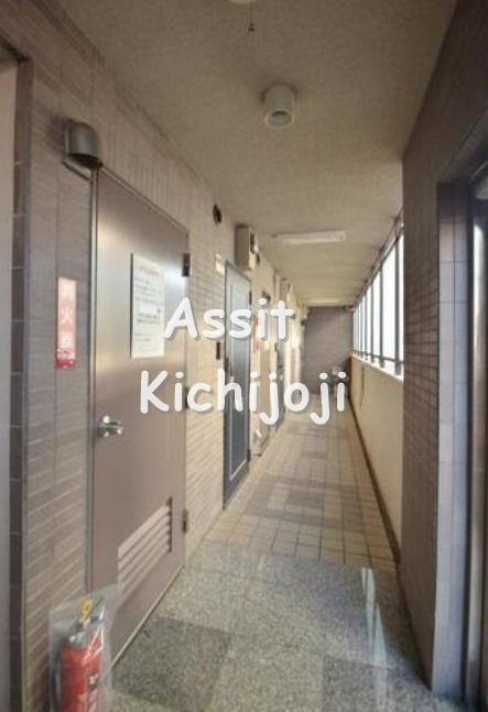 コスモフラワーの玄関