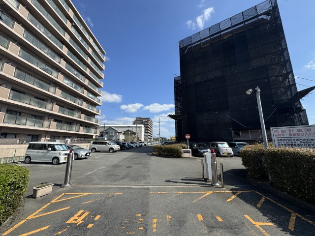 マンハイム加古川の駐車場