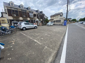【駐車場】