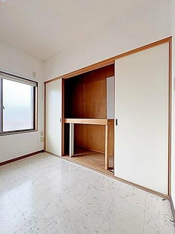 寺島店舗　東棟の内装