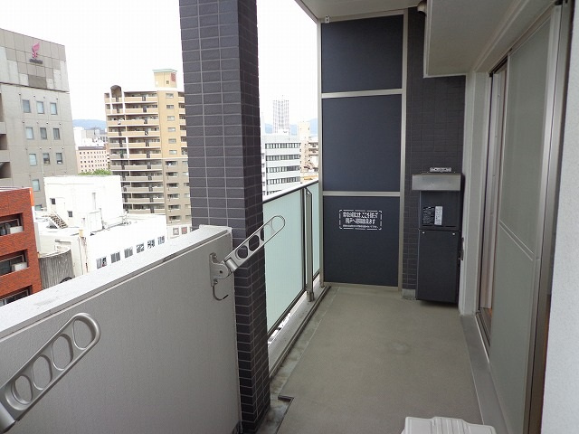 グラビスコート広島駅前通りのバルコニー|バルコニー