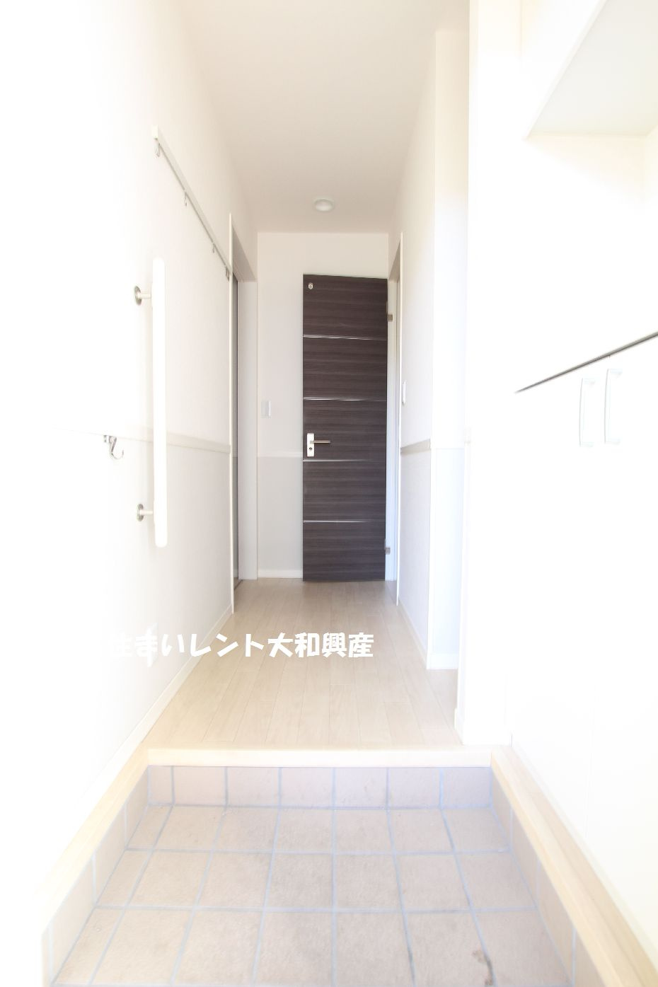 Vie nouvelle（ヴィヌーヴェル）の玄関