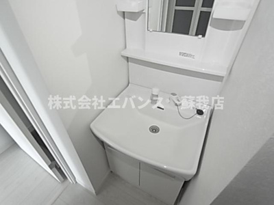 【洗面所】 | グレイスコート神明町 | スペースが確保できる洗面所です