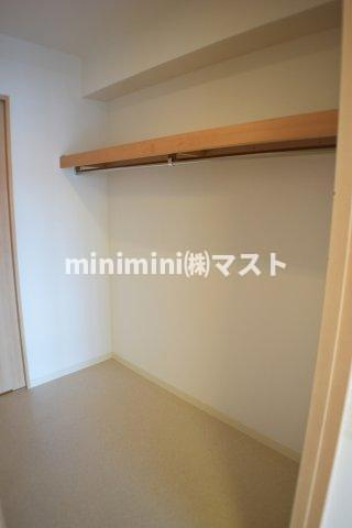 ロイヤルパークスなんばの収納