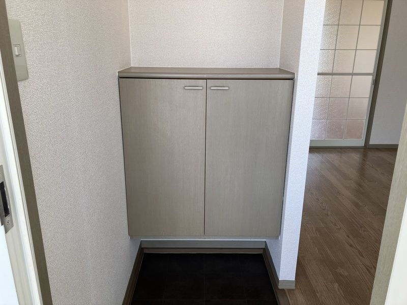 プレジールコスモスD棟の収納