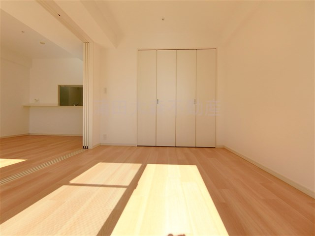 ドゥーエ蒲田の洋室
