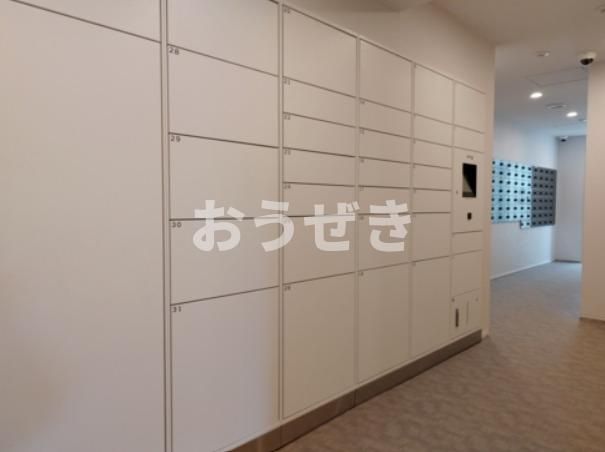 フロール横浜井土ヶ谷のロビー