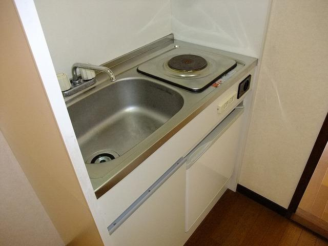 小川コーポ（町谷3丁目）のキッチン