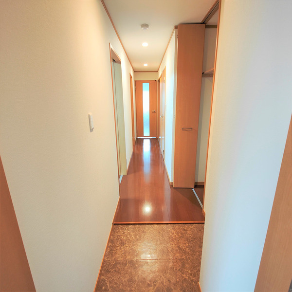 Auberge Nagoyaの玄関