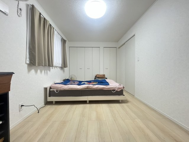 半田市栄町3丁目の洋室|洋室7.5帖　別角度☆