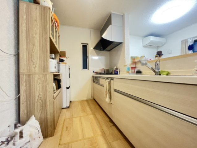 半田市栄町3丁目のキッチン|リビングの様子を見ることができるカウンターキッチン☆
