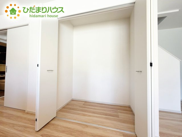 【収納】 | 水戸市住吉町4期　新築戸建　4号棟 | 18.5帖の広々としたLDKには大きな収納もあります！